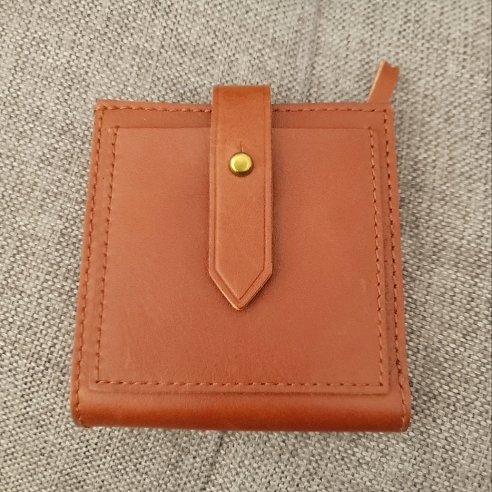 NWT Madewell The Post Billfold Wallet